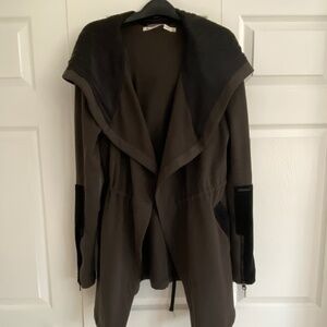 BLANC NOIR Traveler Hooded Velour Velvet TrimmedJacket Sleek Comfort Size Large